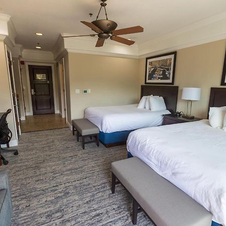 Camden On The Lake Resort Lake Ozark Exterior photo