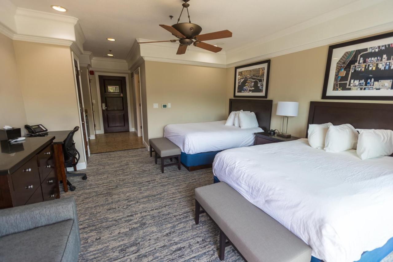 Camden On The Lake Resort Lake Ozark Exterior photo