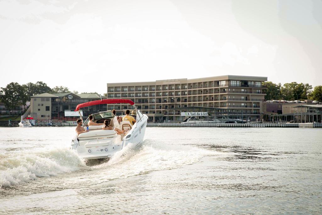 Camden On The Lake Resort Lake Ozark Exterior photo